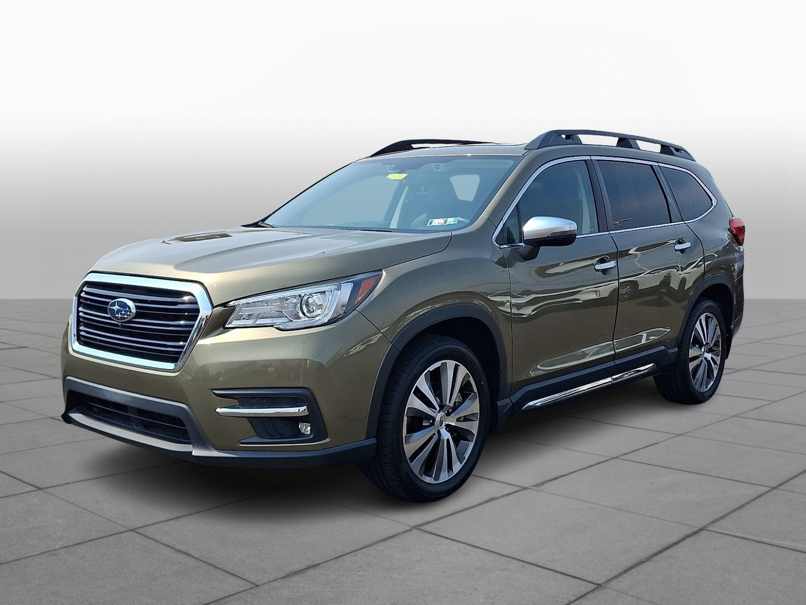 Used 2022 Subaru Ascent Touring AWD/4WD image 4