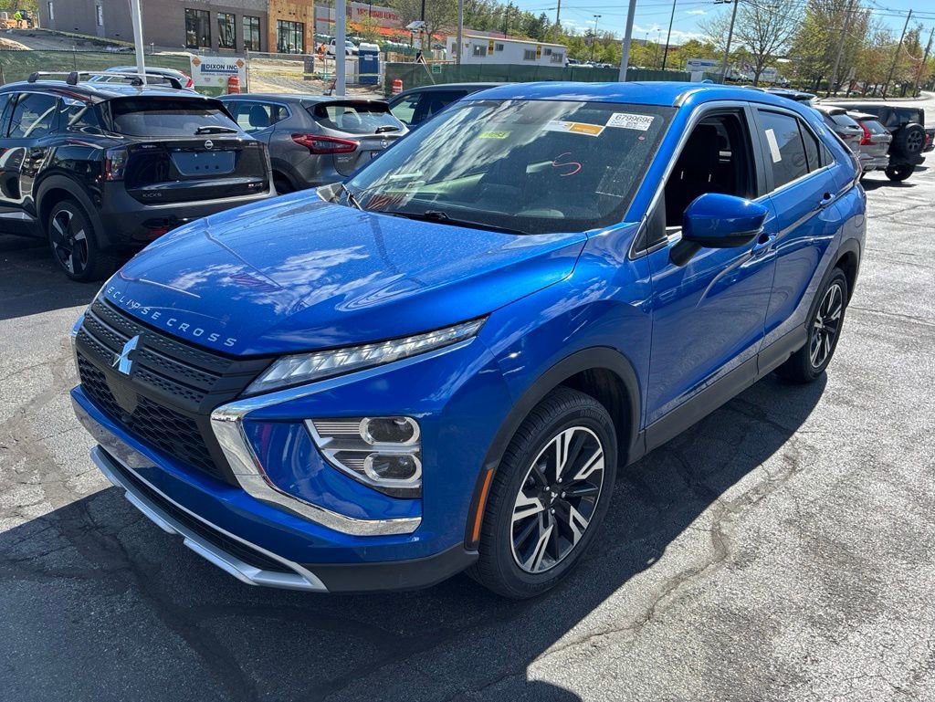 Used 2024 Mitsubishi Eclipse Cross SE AWD/4WD image 3