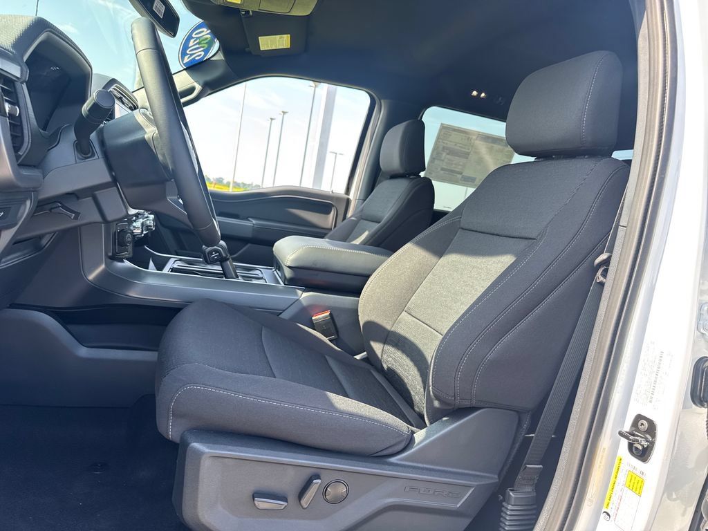 New 2026 Ford F150 XLT w/ Equipment Group 302A MID AWD/4WD image 15