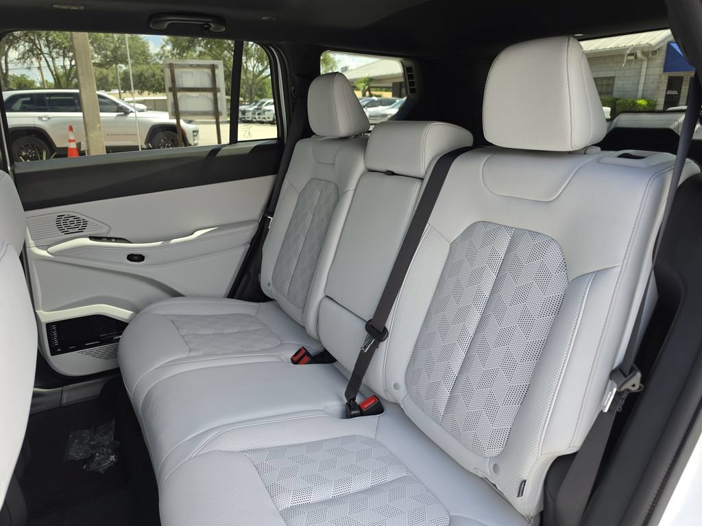 New 2026 Jeep Cherokee Overland w/ Advanced Pro Tech Group AWD/4WD image 17