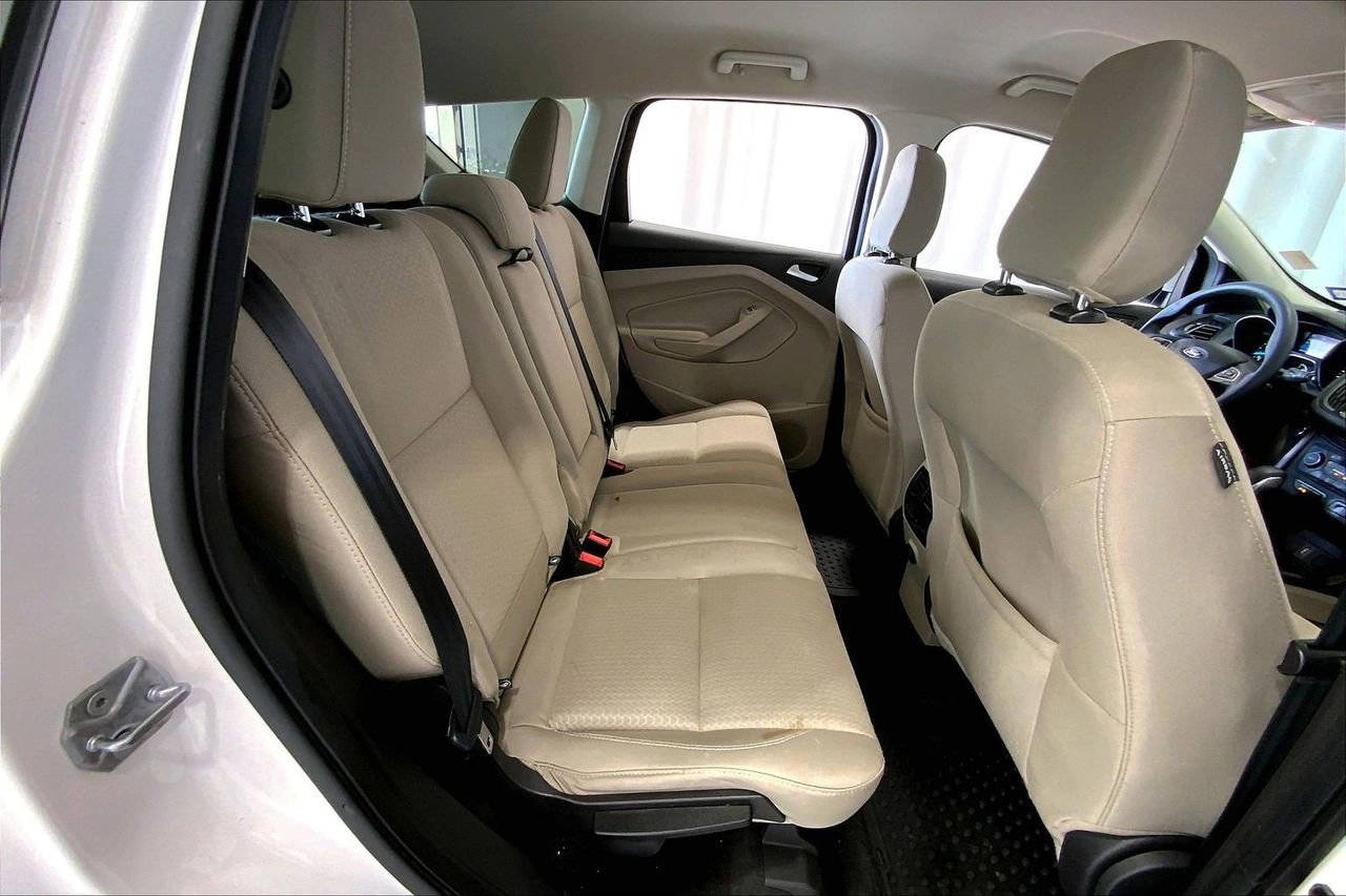 Used 2019 Ford Escape SE image 25