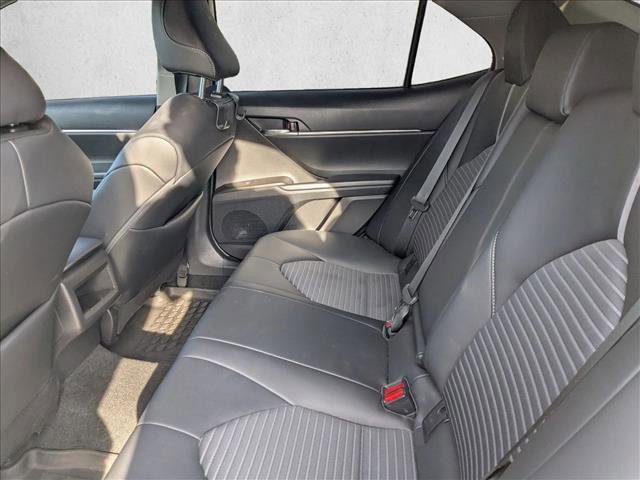 Used 2022 Toyota Camry SE image 18