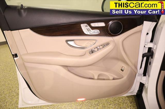 Used 2021 Mercedes-Benz GLC 300 w/ Premium Package image 33