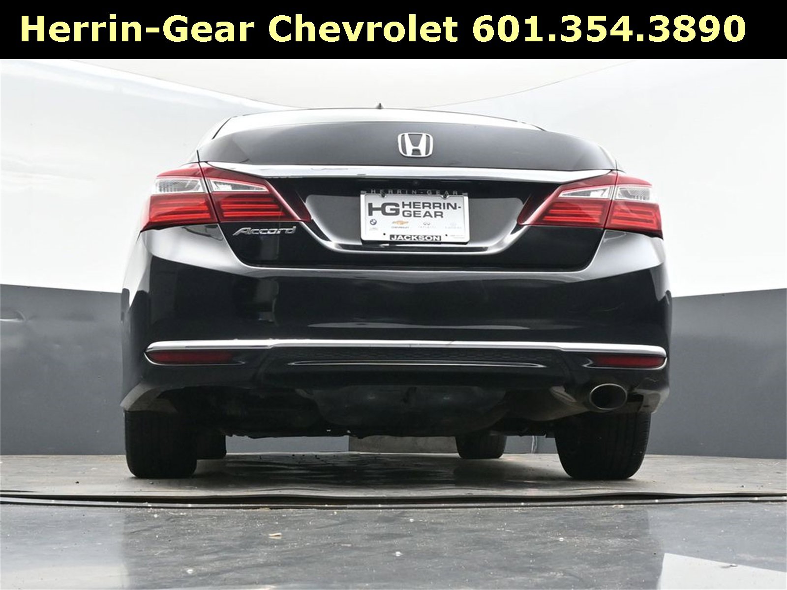 Used 2017 Honda Accord EX-L image 41