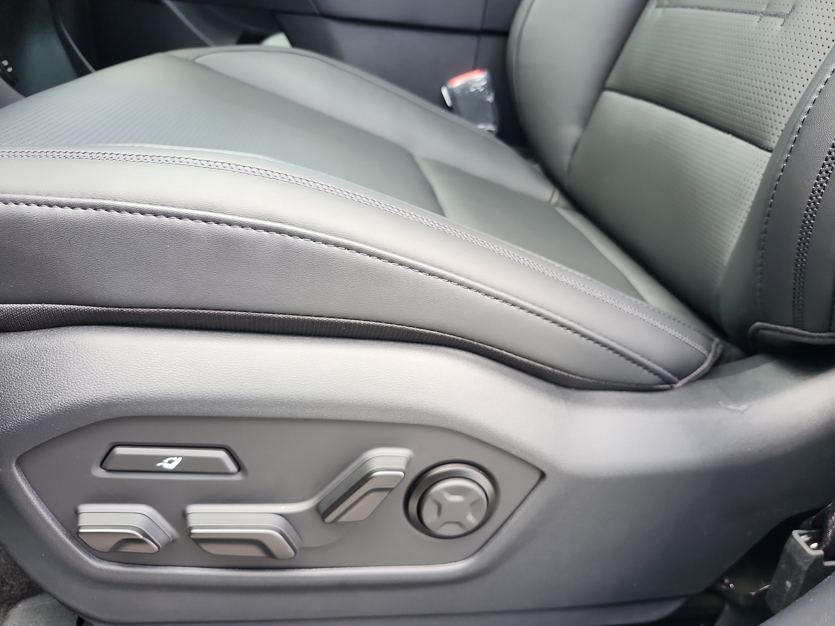 New 2026 Hyundai Santa Fe Calligraphy AWD/4WD image 15