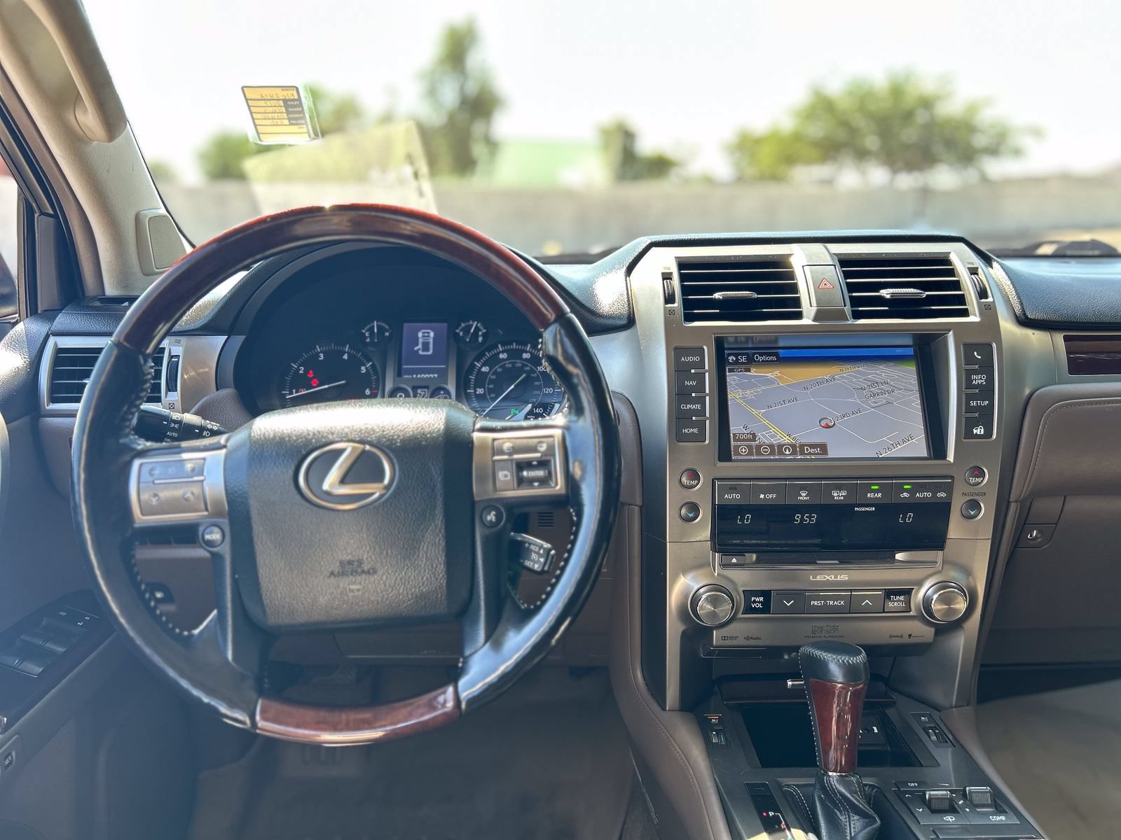 Used 2017 Lexus GX 460 Luxury AWD/4WD image 15