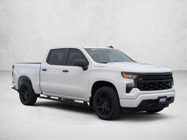 Used 2024 Chevrolet Silverado 1500 Custom image 3