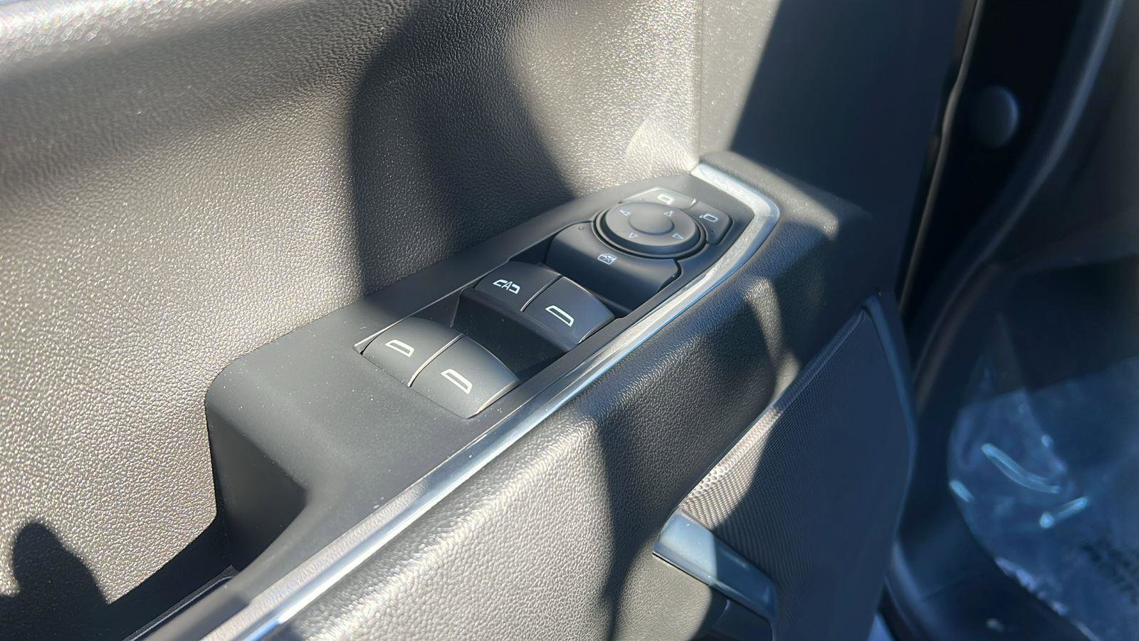 Used 2023 GMC Sierra 1500 SLE image 10