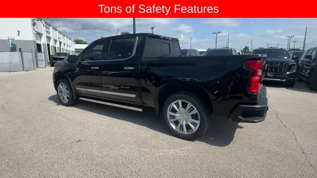 Used 2025 Chevrolet Silverado 1500 High Country AWD/4WD image 6
