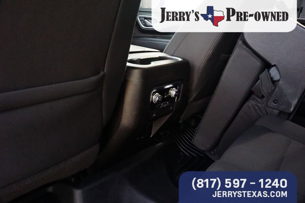 Used 2022 GMC Yukon XL SLE image 21