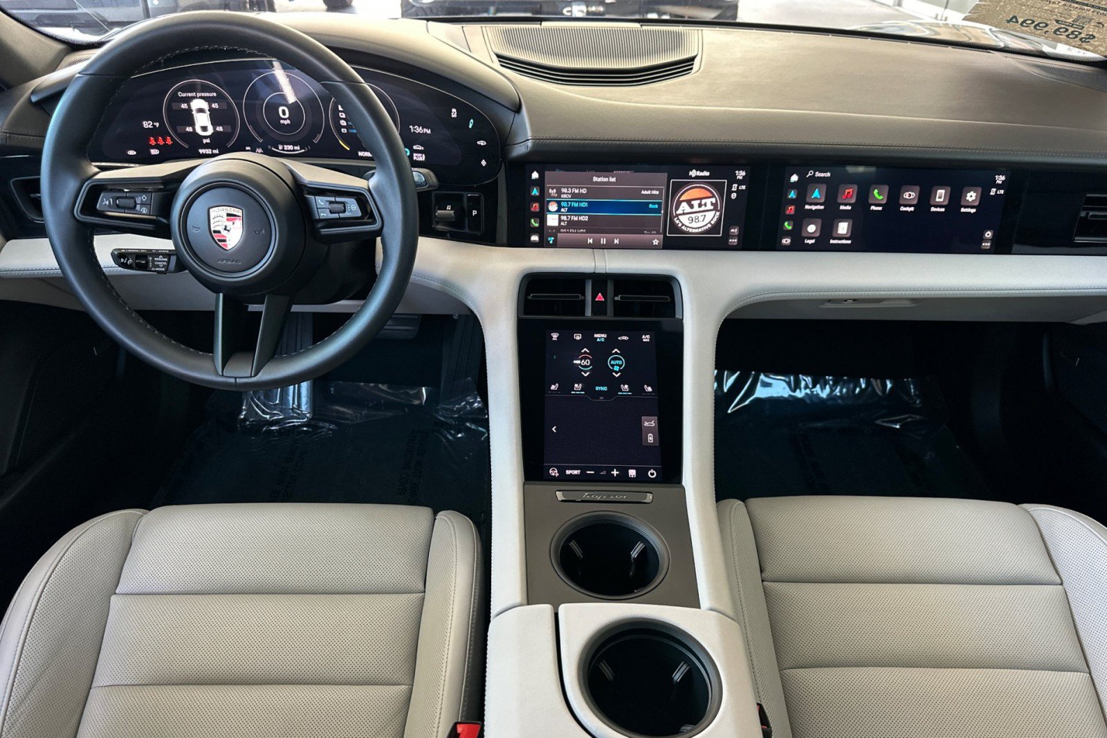 Certified 2023 Porsche Taycan 4S AWD/4WD image 6