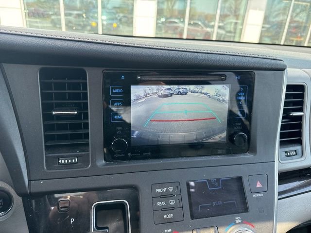 Used 2017 Toyota Sienna XLE Premium w/ Outdoor Package image 12