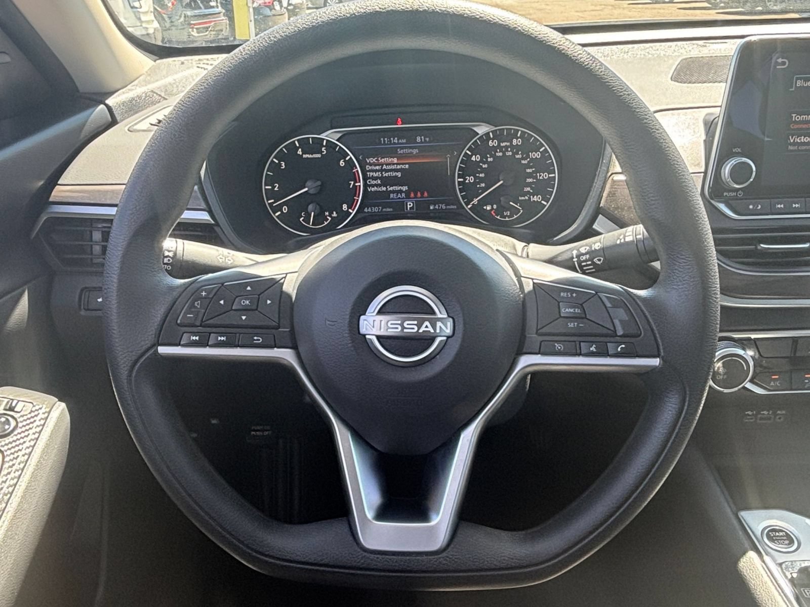 Used 2025 Nissan Altima 2.5 SV FWD image 25