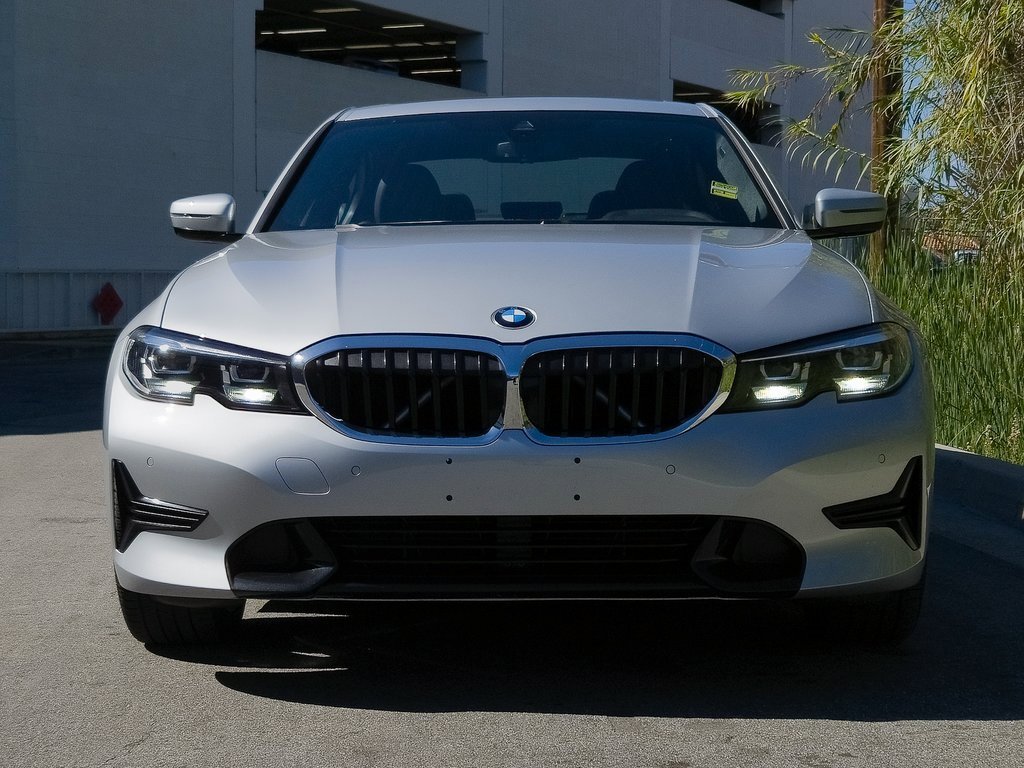 Used 2020 BMW 330i Sedan image 3