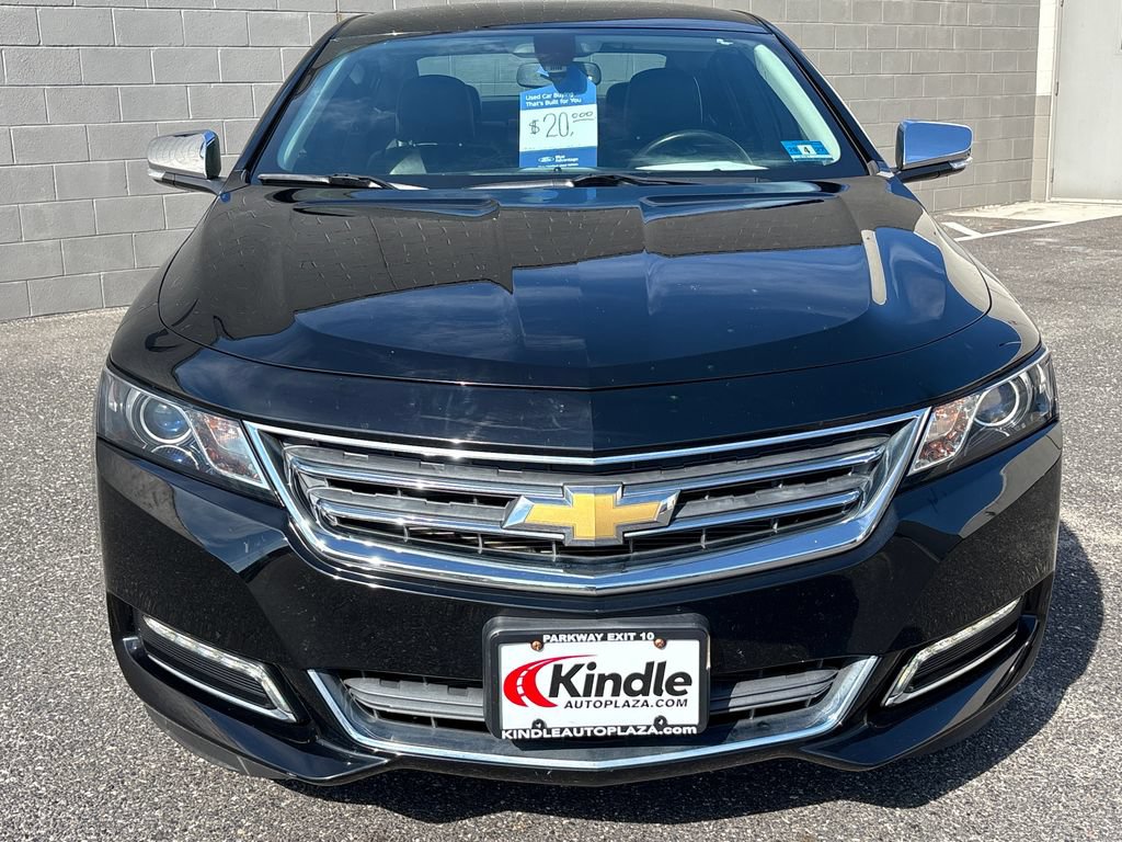 Used 2018 Chevrolet Impala LT w/ LT Leather Package FWD image 2