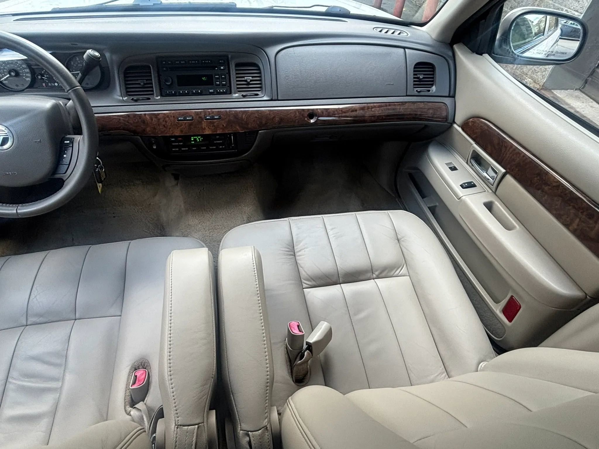 Used 2009 Mercury Grand Marquis LS image 17