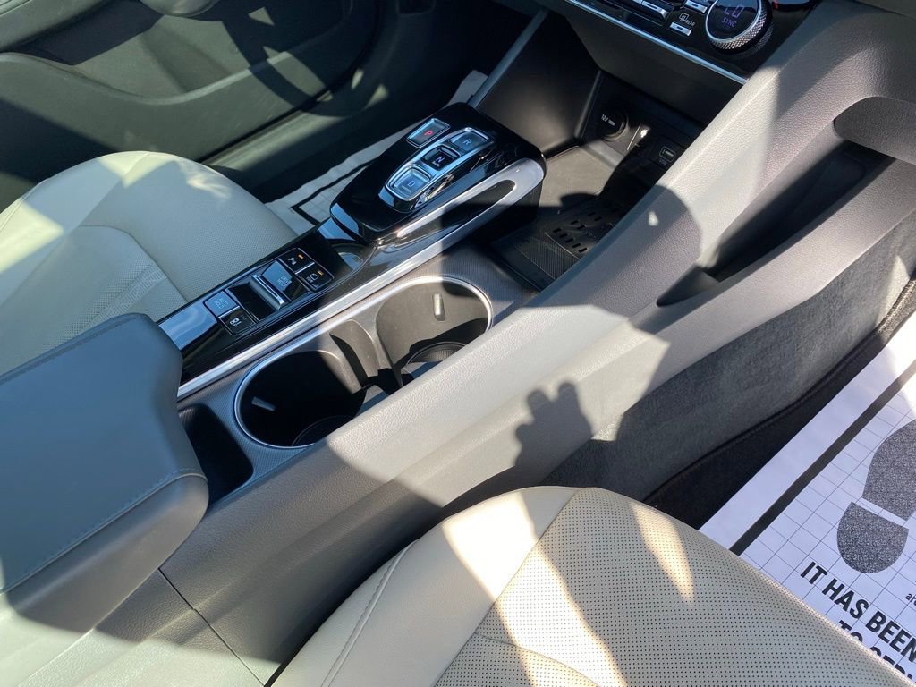 Used 2020 Hyundai Sonata Limited image 41