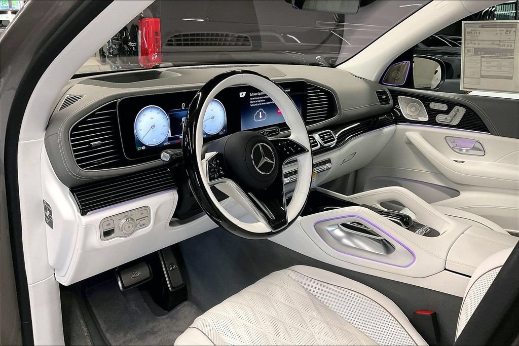New 2026 Mercedes-Benz Maybach GLS 600 4MATIC image 6