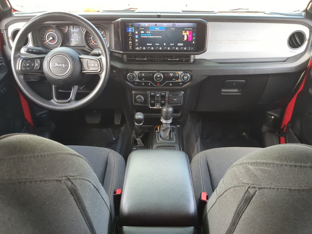 Used 2024 Jeep Gladiator Sport AWD/4WD image 16