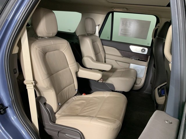 Used 2023 Lincoln Navigator Reserve image 28