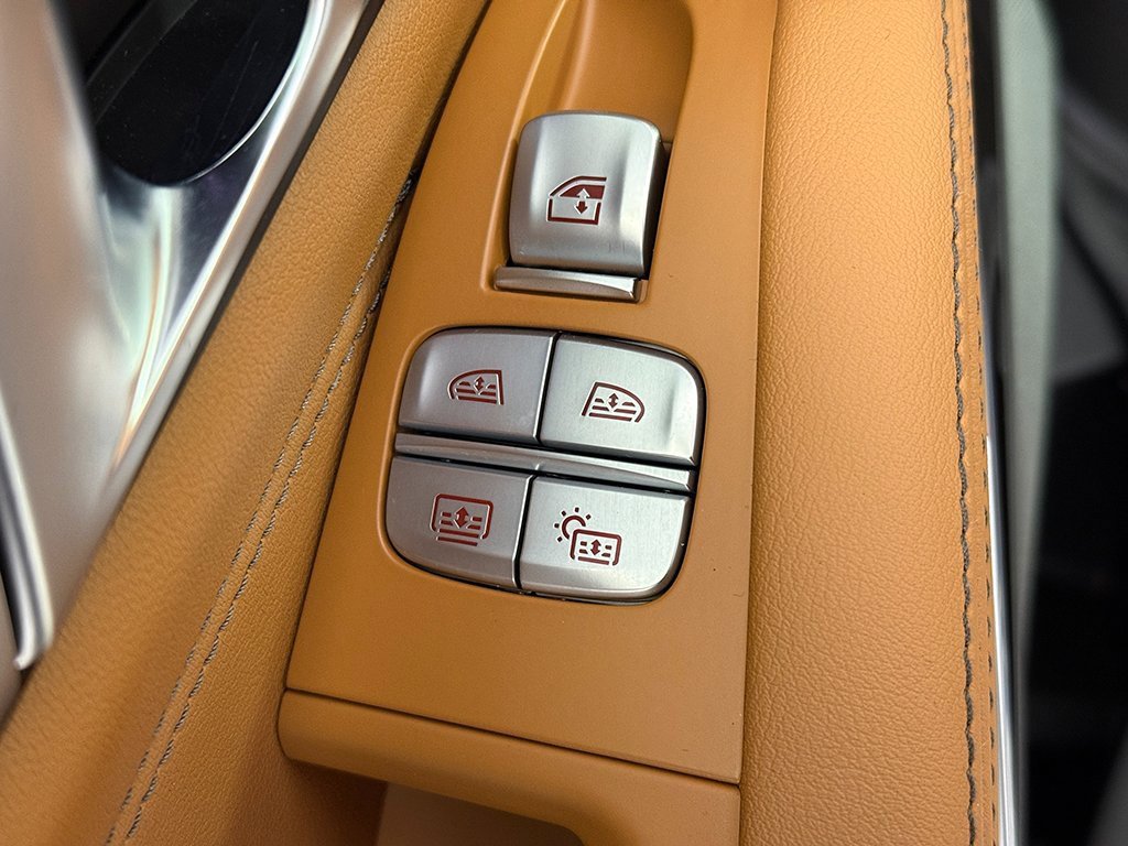 Used 2023 BMW X7 xDrive40i w/ Premium Package image 40