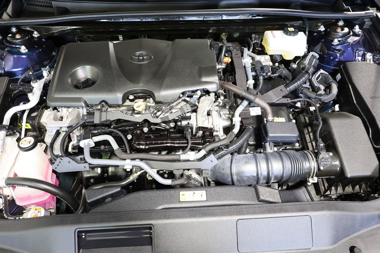 Used 2021 Toyota Avalon Limited FWD image 29
