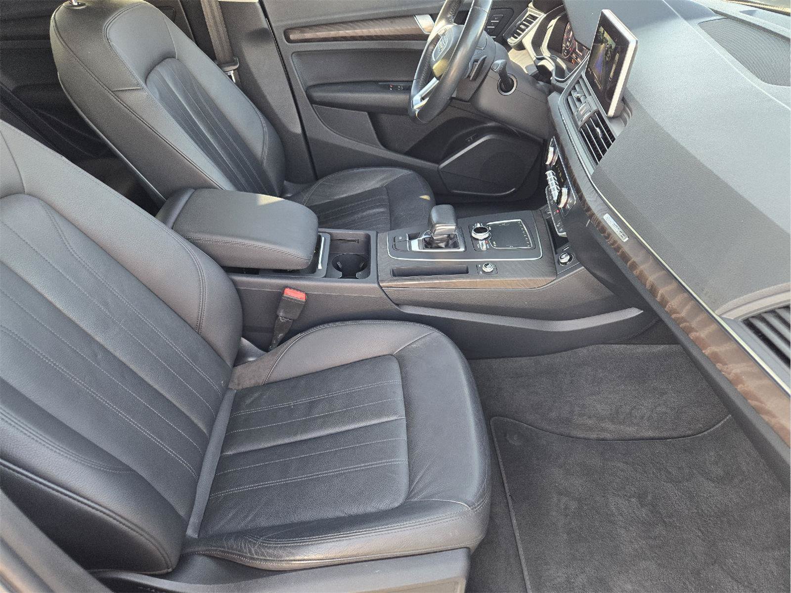 Used 2018 Audi Q5 2.0T Premium Plus w/ Premium Plus Package AWD/4WD image 13
