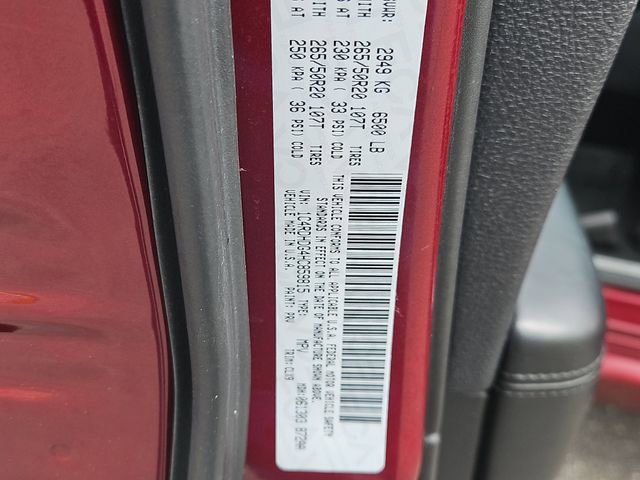 Used 2017 Dodge Durango GT image 32