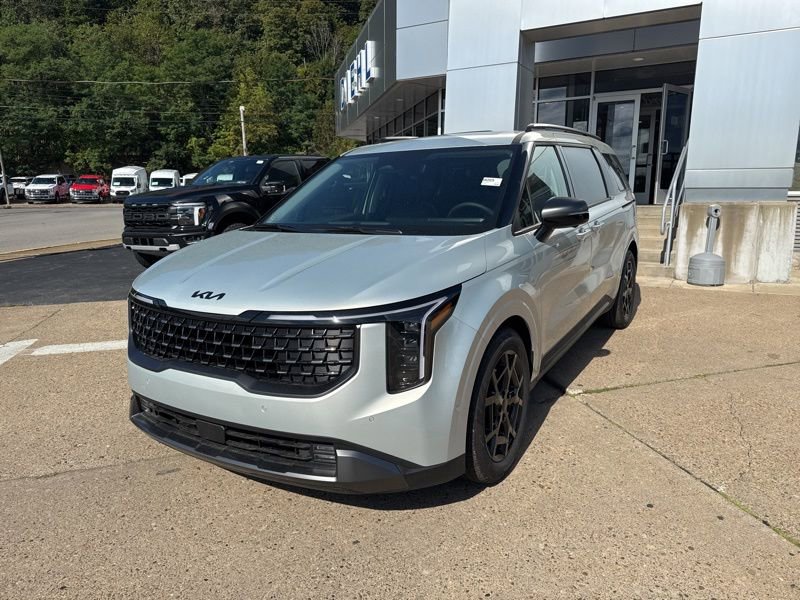 New 2026 Kia Carnival SX w/ SX Dark Edition Package image 3