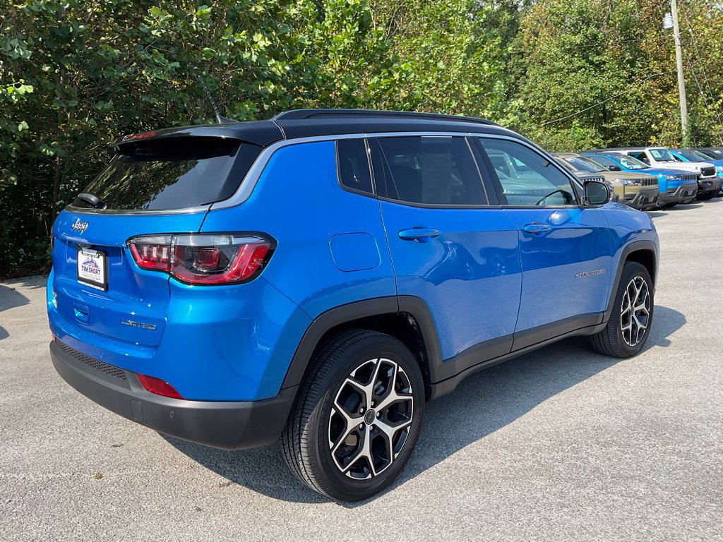 Used 2025 Jeep Compass Limited AWD/4WD image 6