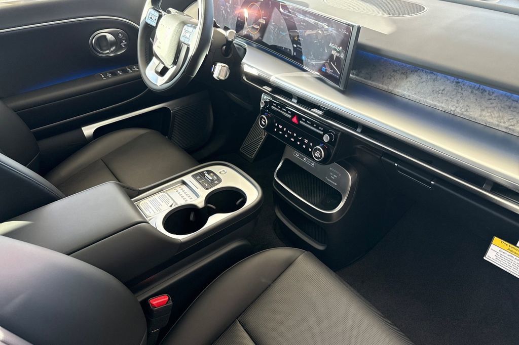 New 2026 Hyundai Ioniq 9 Calligraphy image 14