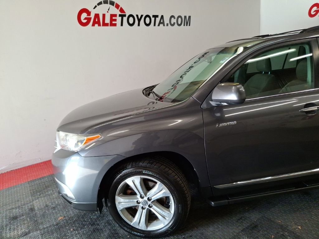 Used 2012 Toyota Highlander Limited image 4