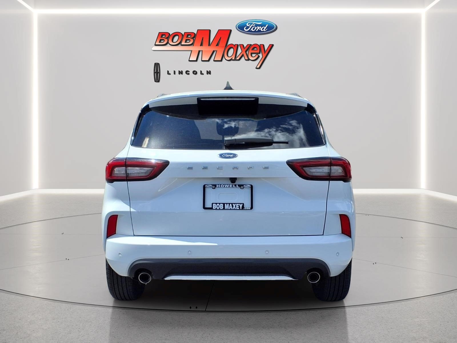 Used 2023 Ford Escape ST-Line w/ Tech Pack #1 FWD image 6