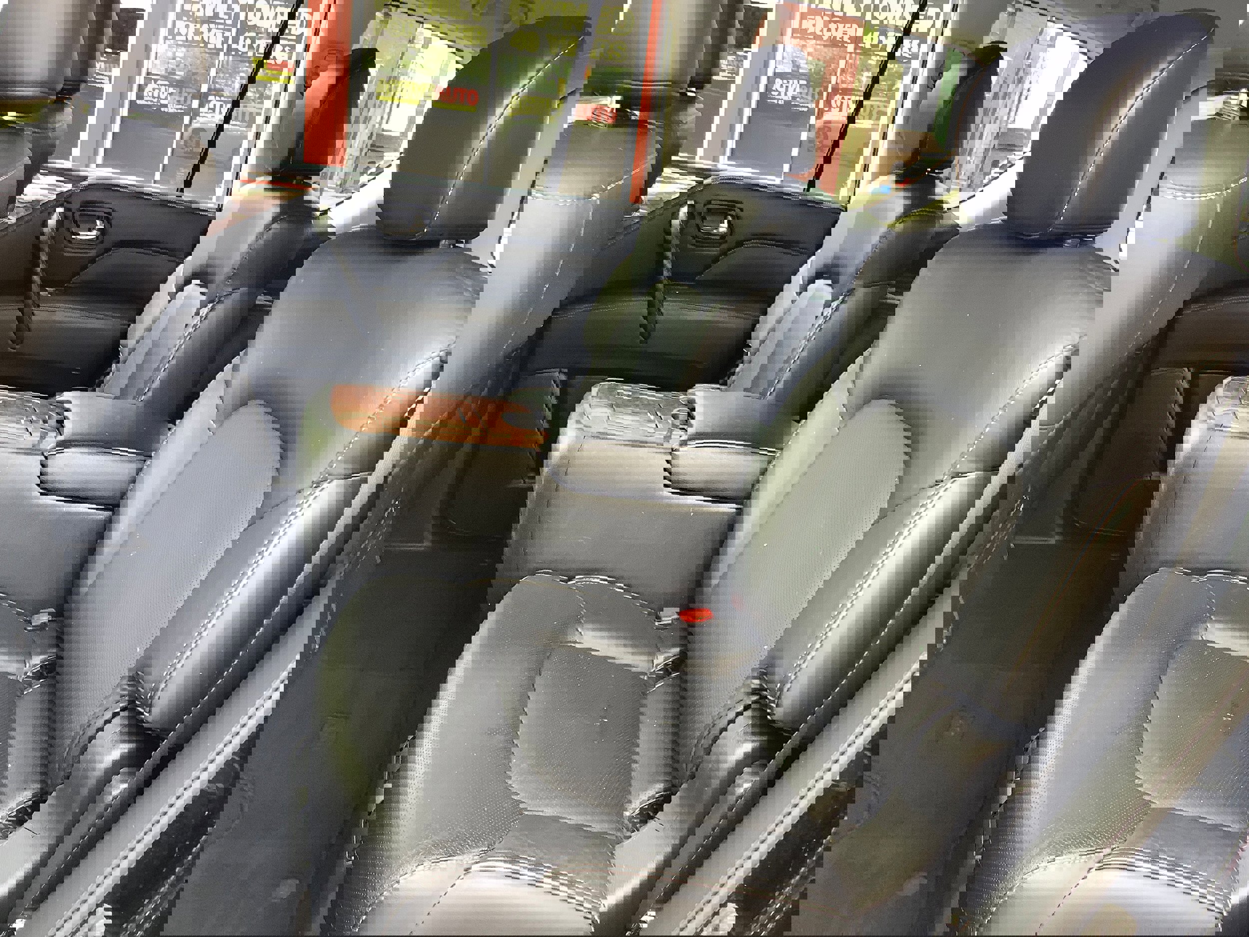 Used 2019 INFINITI QX80 Luxe w/ 22" Wheel Package image 12