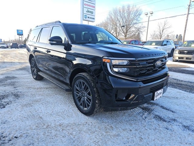 New 2026 Ford Expedition Platinum image 2