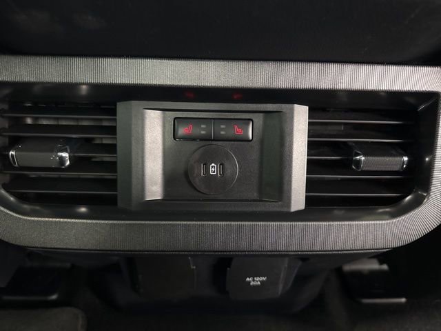 Used 2024 Ford F250 Platinum image 37