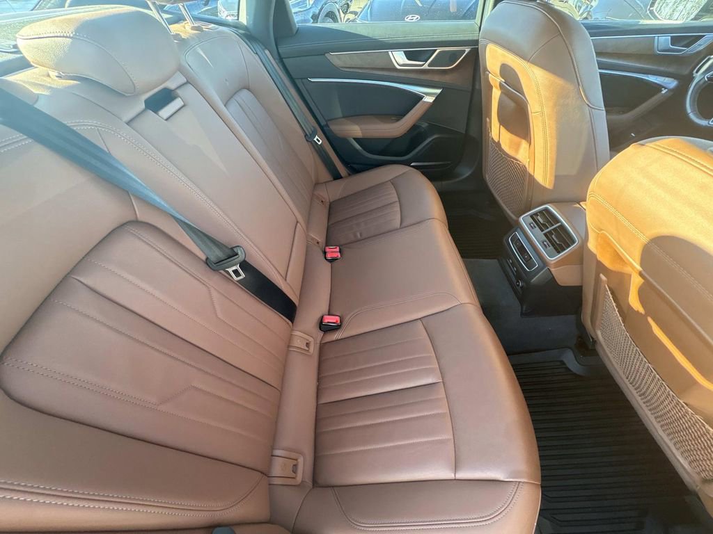 Used 2022 Audi A6 Premium Plus w/ Premium Plus Package image 14