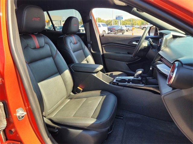 Used 2024 Chevrolet Trax RS w/ Driver Confidence Package image 15