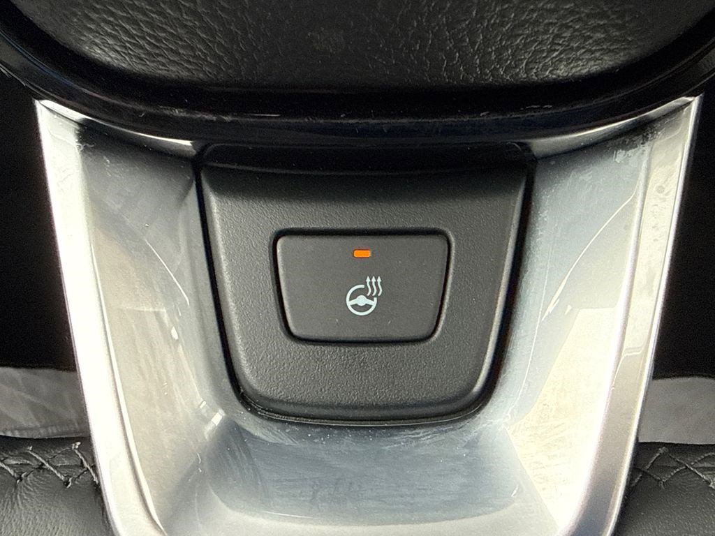 Certified 2025 Honda Pilot Touring image 26