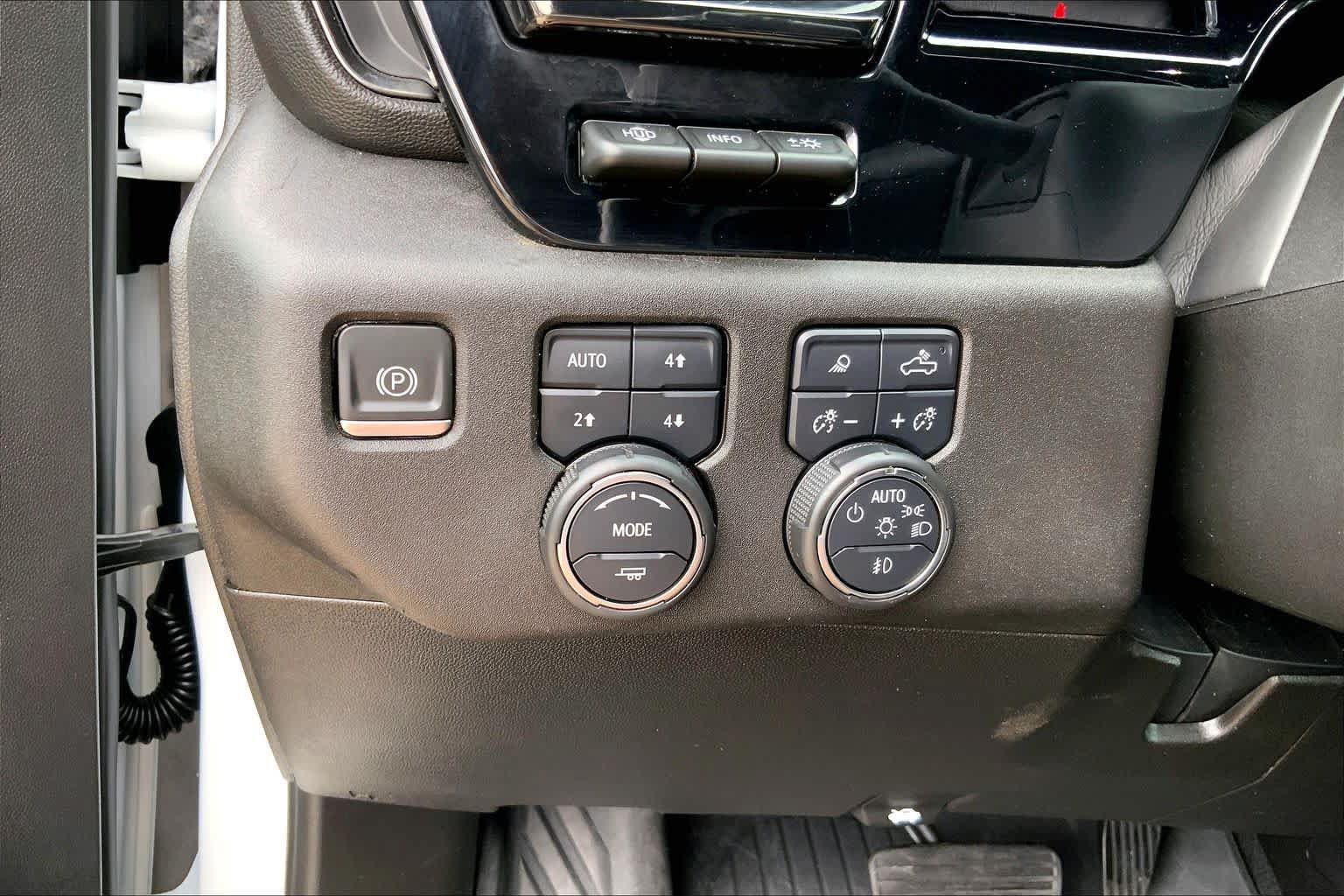 Used 2024 Chevrolet Silverado 2500 ZR2 w/ ZR2 Bison Edition AWD/4WD image 32