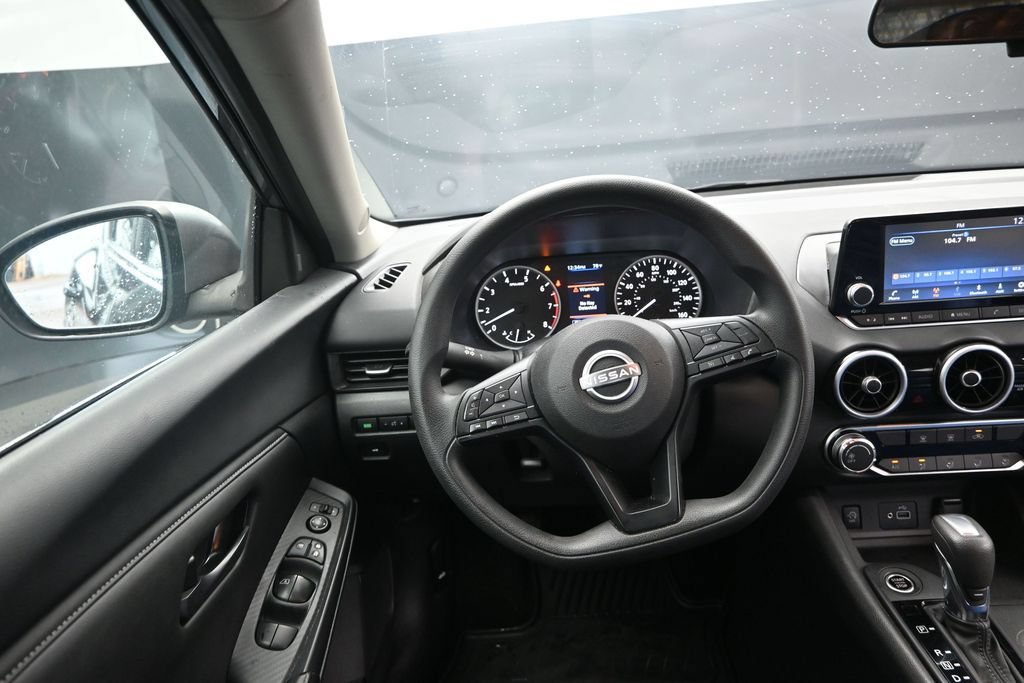 Used 2024 Nissan Sentra S FWD image 29