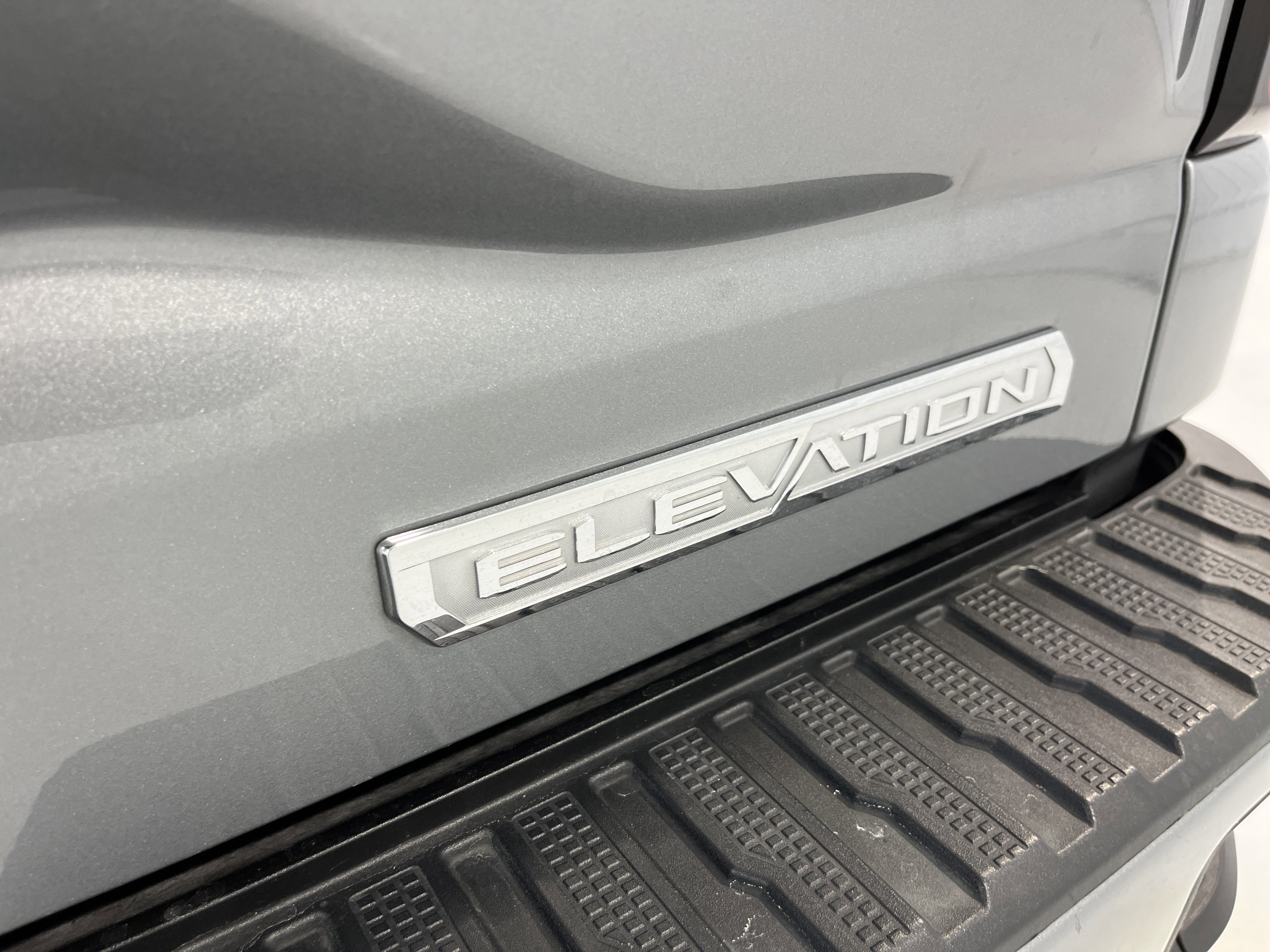 Used 2023 GMC Sierra 1500 Elevation w/ X31 Off-Road Package image 6