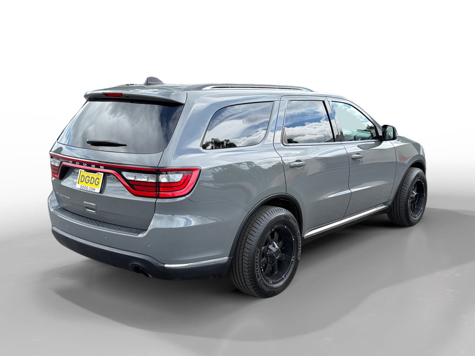 Used 2020 Dodge Durango SXT image 5