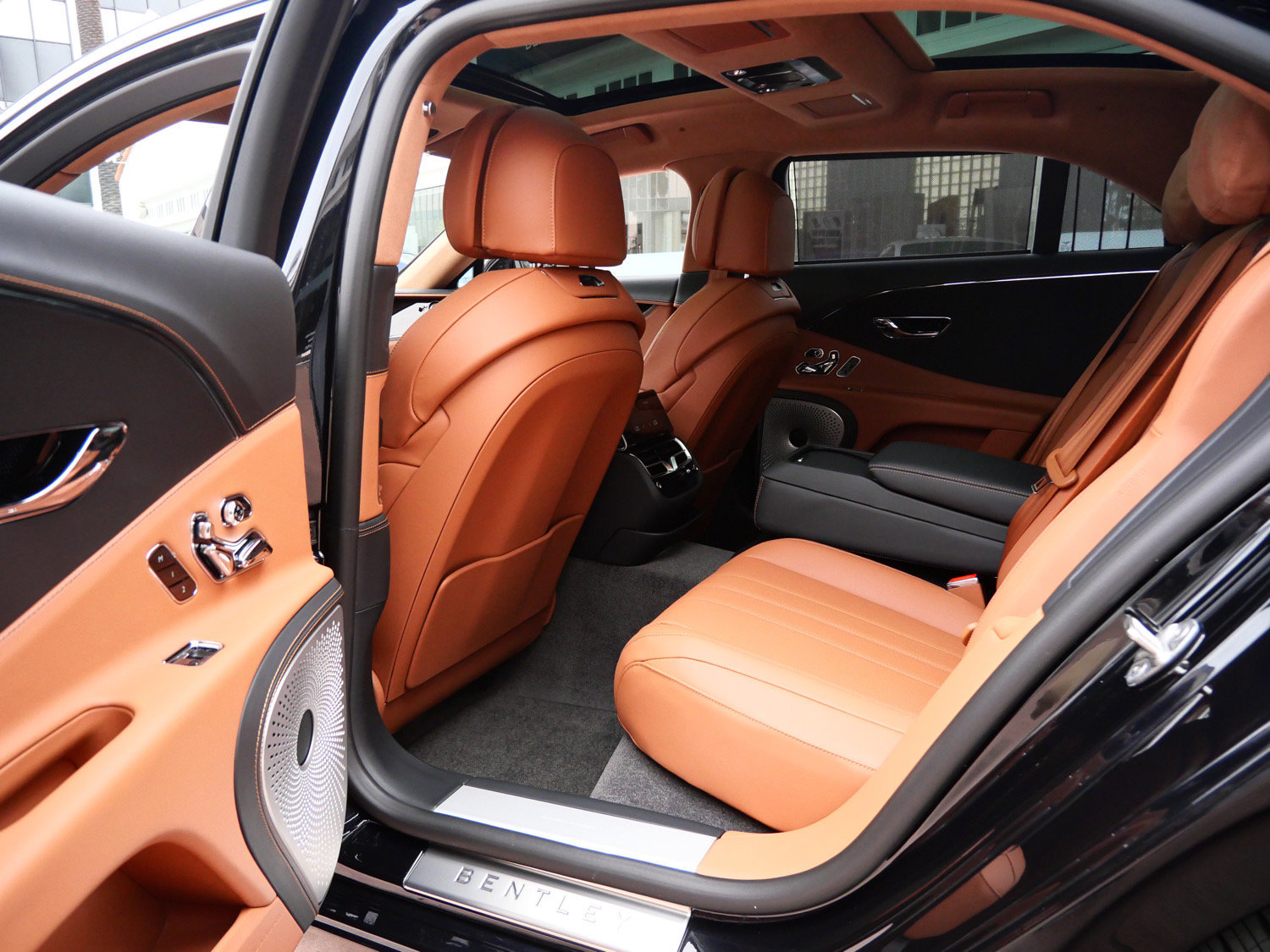 New 2026 Bentley Flying Spur V8 AWD/4WD image 20