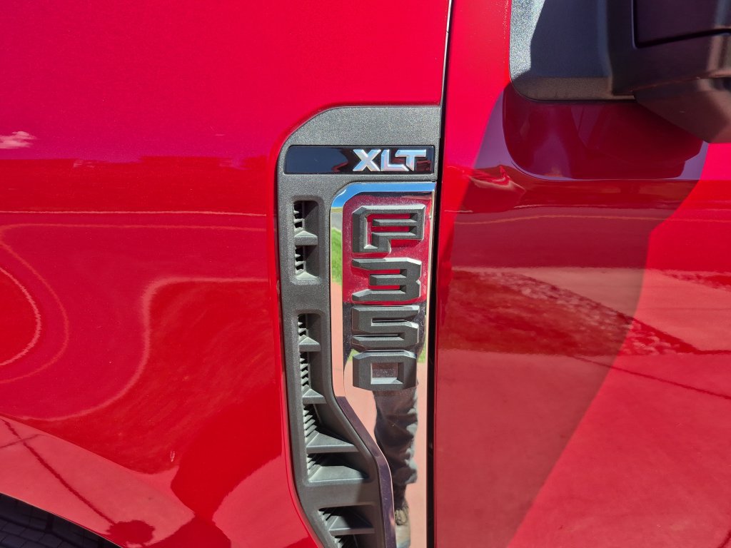 New 2026 Ford F350 XLT w/ XLT Premium Package AWD/4WD image 10
