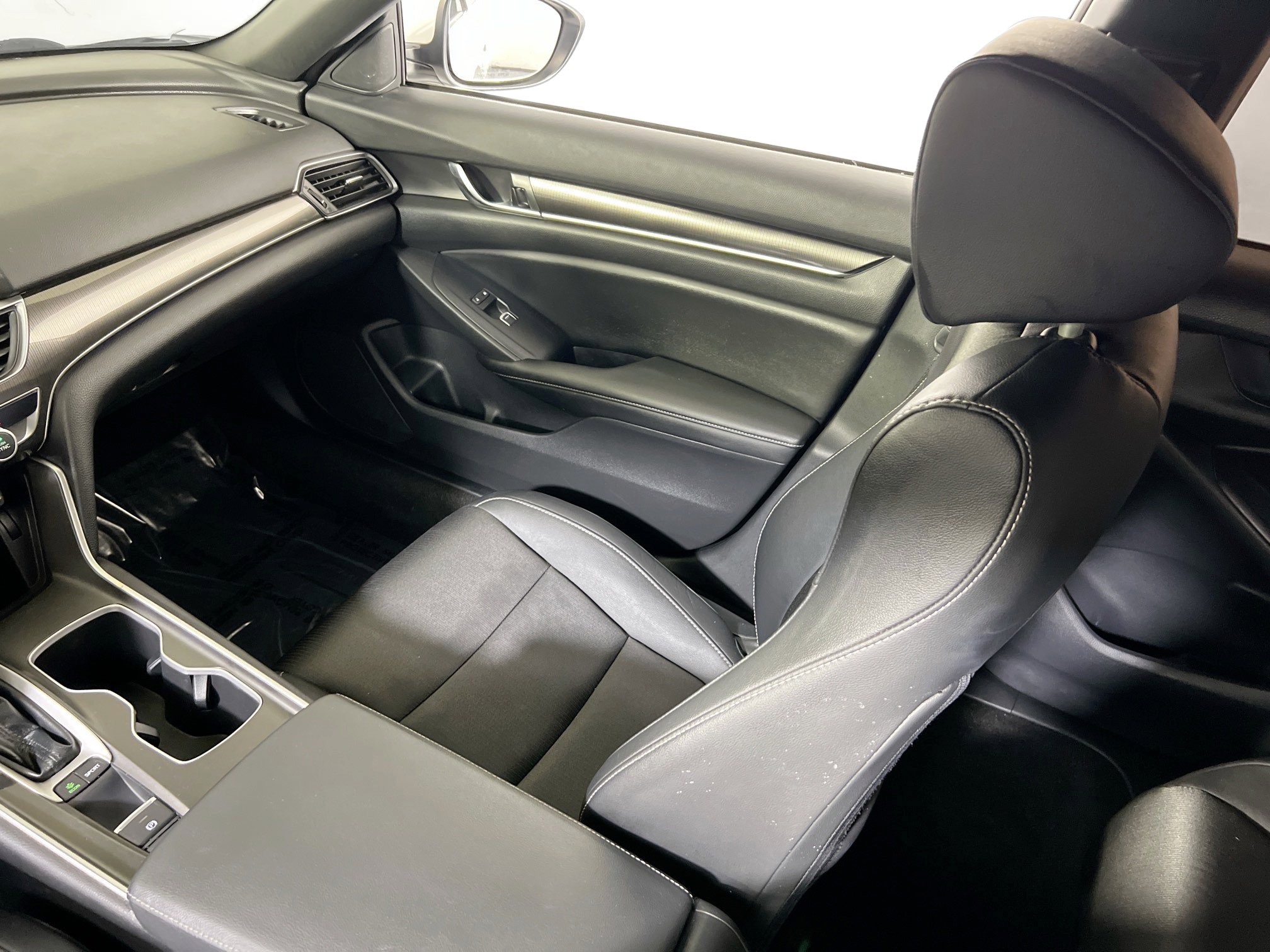 Used 2019 Honda Accord Sport image 21