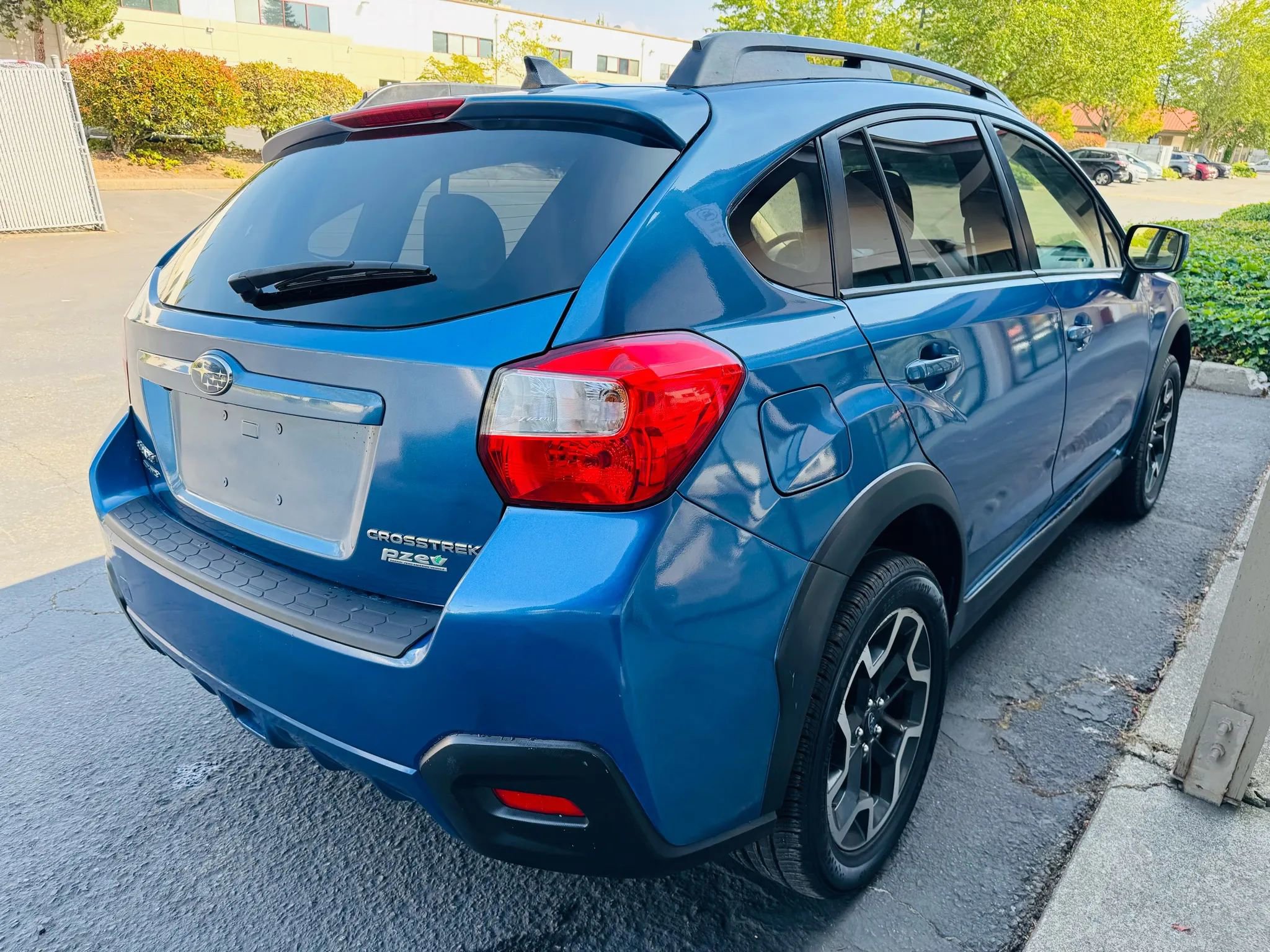 Used 2017 Subaru Crosstrek 2.0i Premium image 5