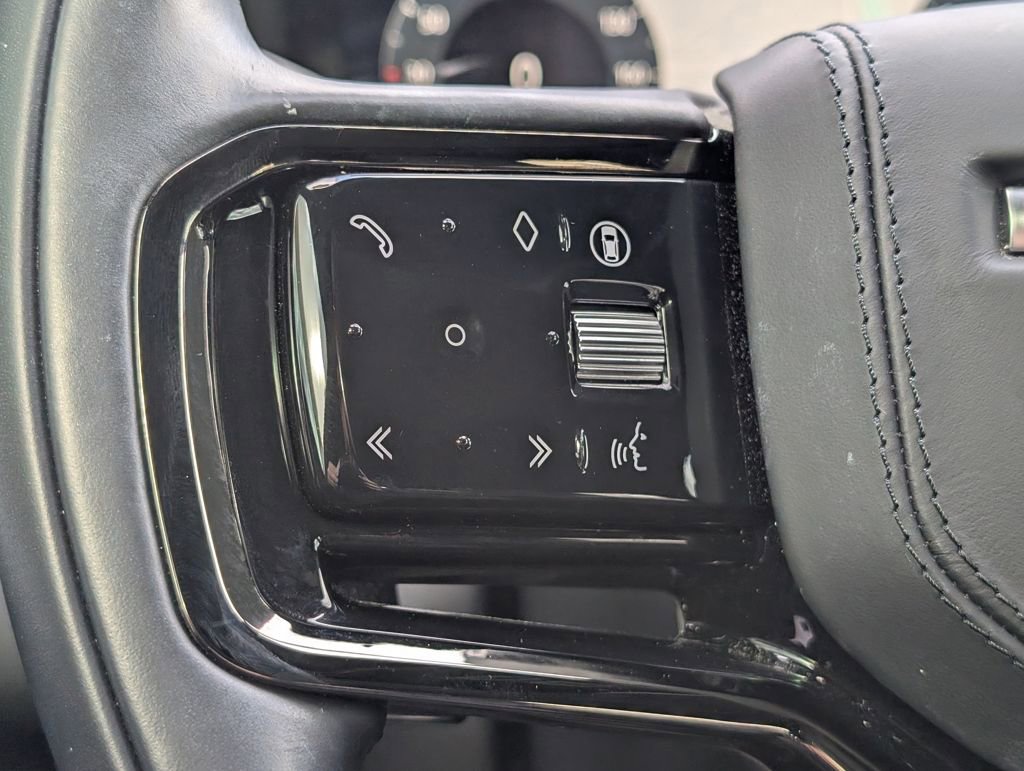 Certified 2025 Land Rover Range Rover Velar S image 23