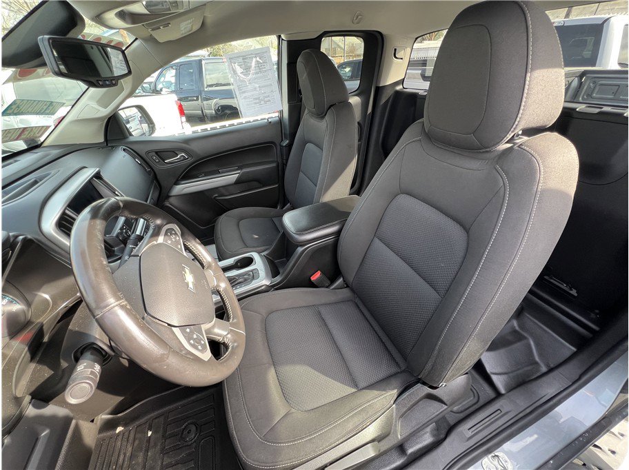 Used 2021 Chevrolet Colorado LT w/ Fleet Safety Package image 19