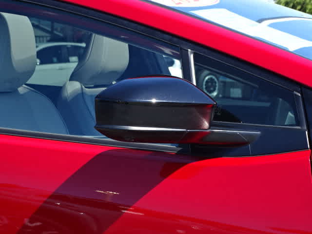 Used 2024 Toyota Prius FWD image 7